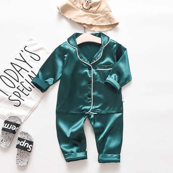 بدلات نوم حديثي الولاده , Newborn sleepwear