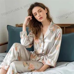 بيجامات نسائية غير رسمية طقم بيجامة من الحرير الساتان للسيدات مثير ، ملابس نوم نسائية مقاس كبير Women's Casual Pajamas Sexy Ladies Silk Satin Pajama Set, Plus Size Sleepwear