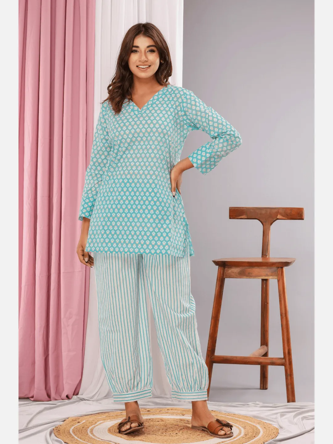 Aqua  Gold printed Pure Cotton V neck Loungewear