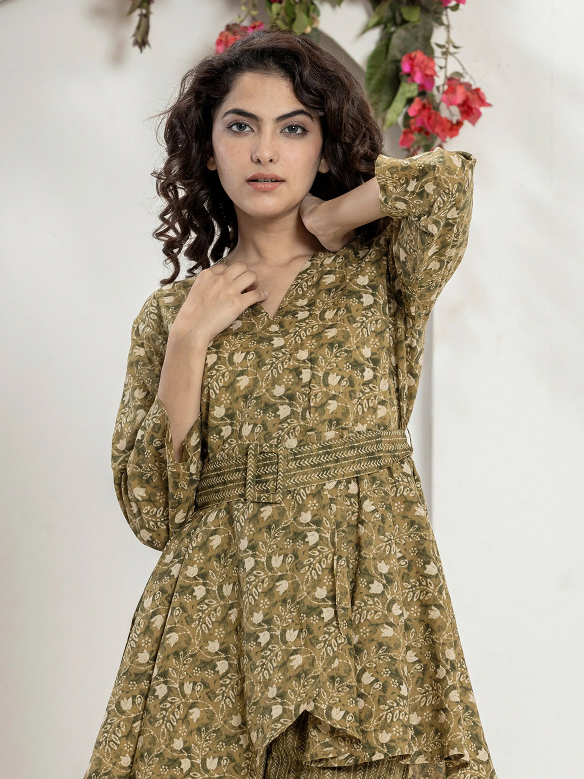 Belt style Green beige Mesh Pure Cotton Hand Printed Loungewear