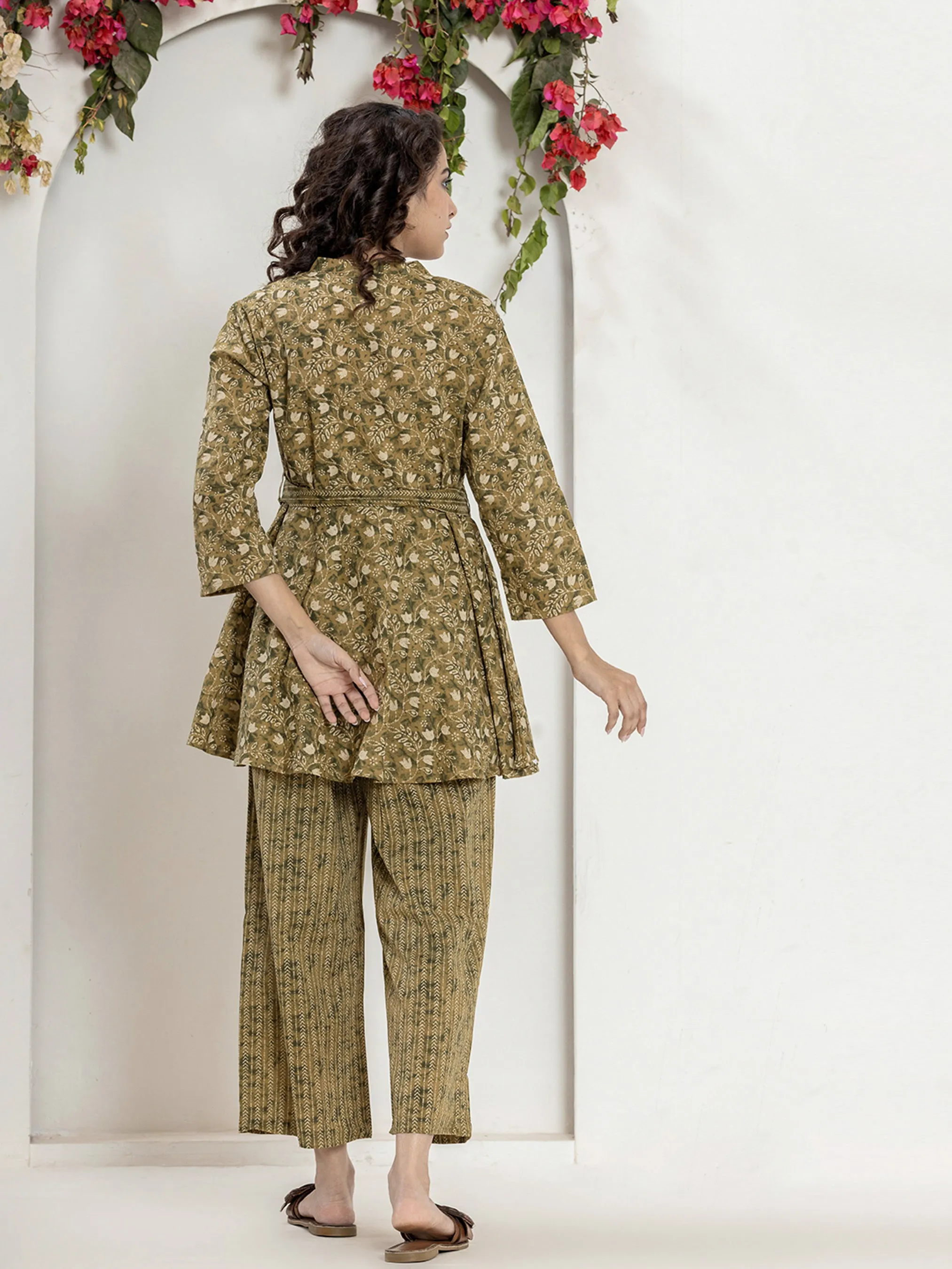 Belt style Green beige Mesh Pure Cotton Hand Printed Loungewear
