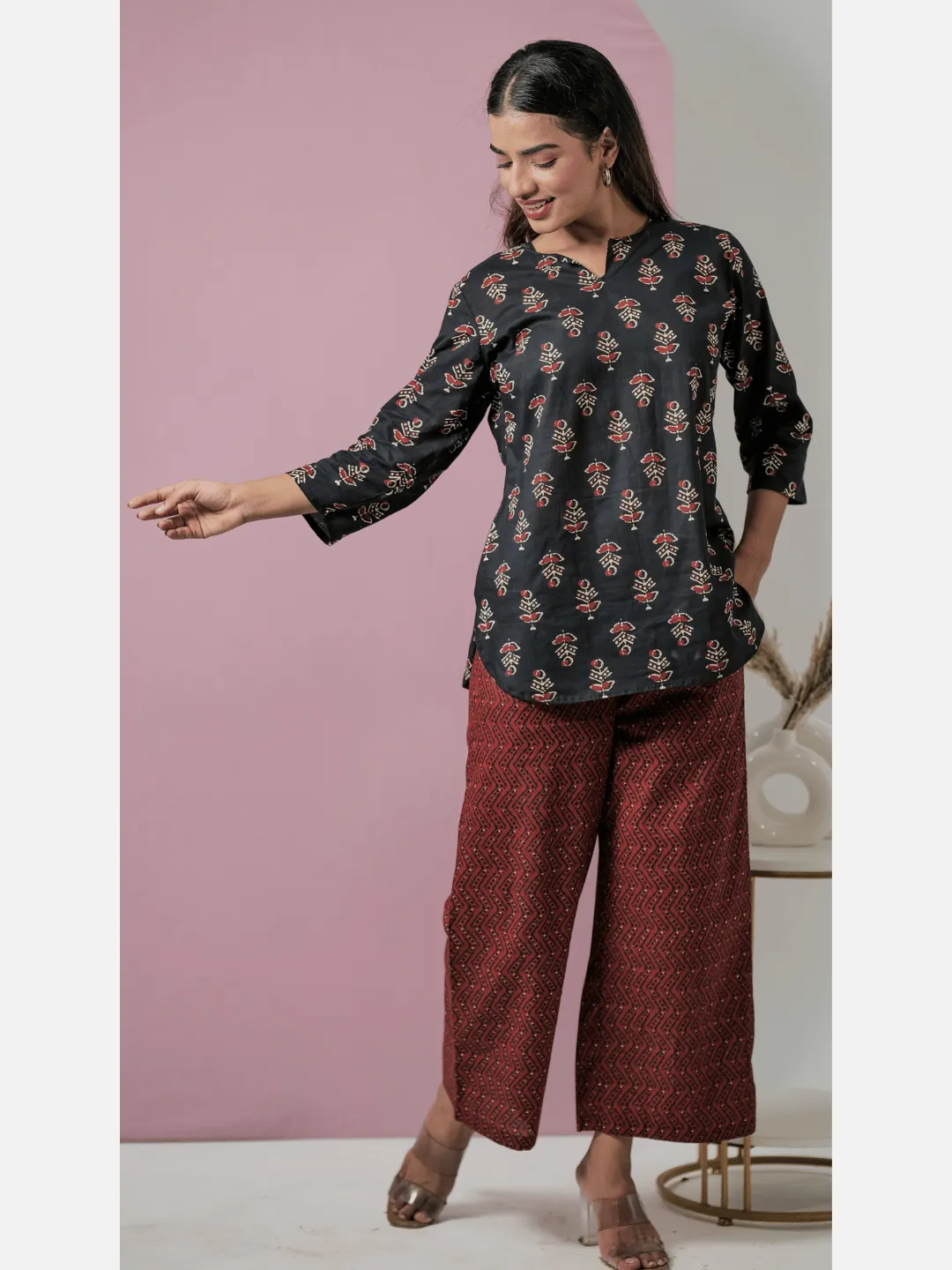 Black Hand Block Pure Cotton Lounge Wear