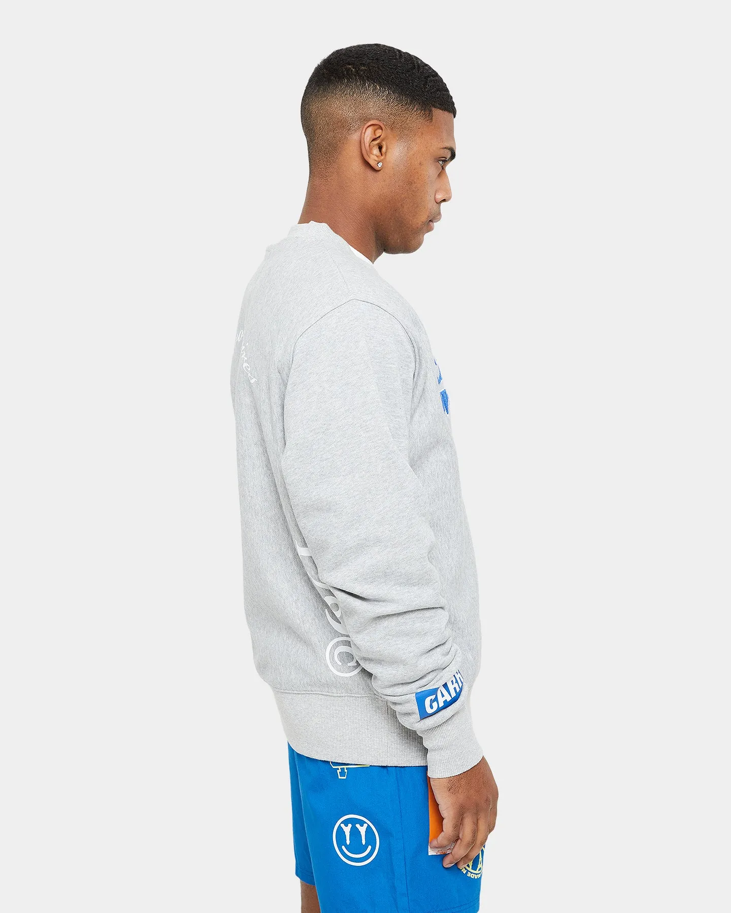 Carré Worldwide Classic Crewneck Grey