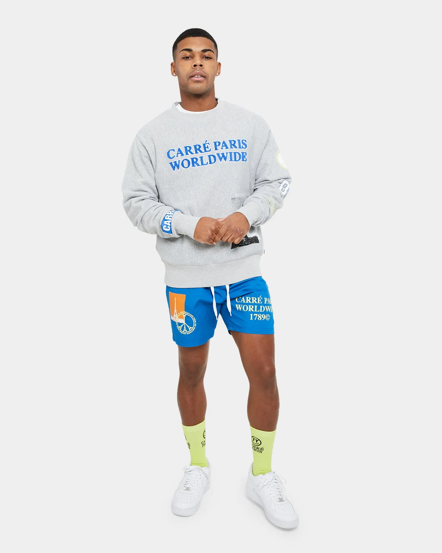 Carré Worldwide Classic Crewneck Grey
