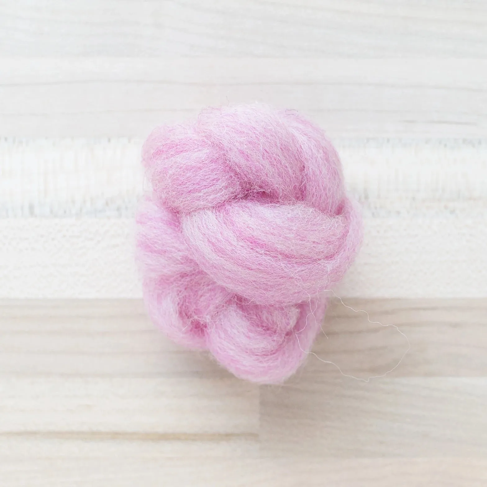 Felted Sky : Felter's Flowing Wool Roving - 1/8 oz