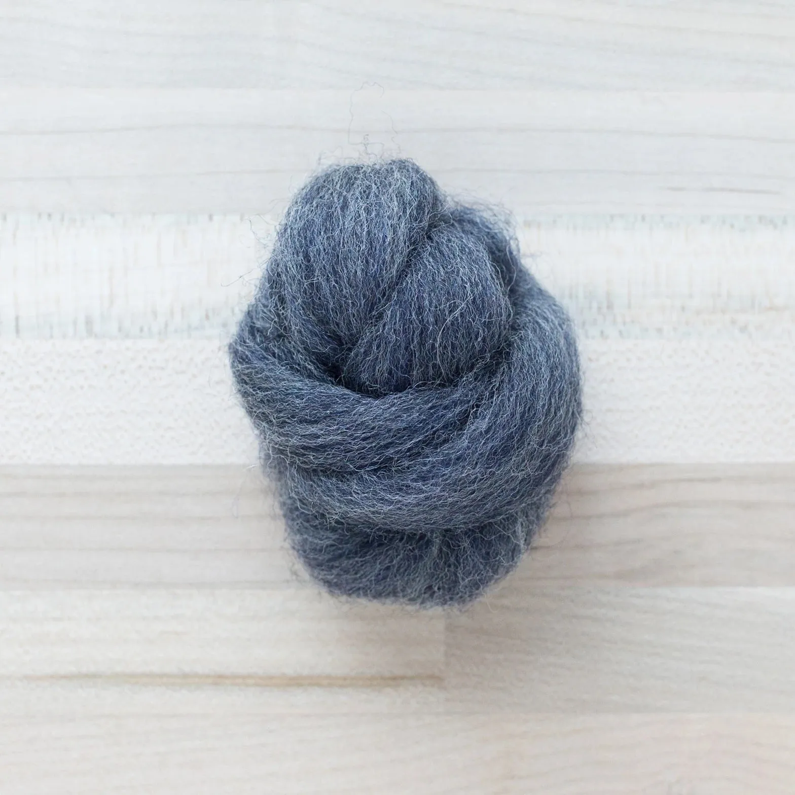 Felted Sky : Felter's Flowing Wool Roving - 1/8 oz