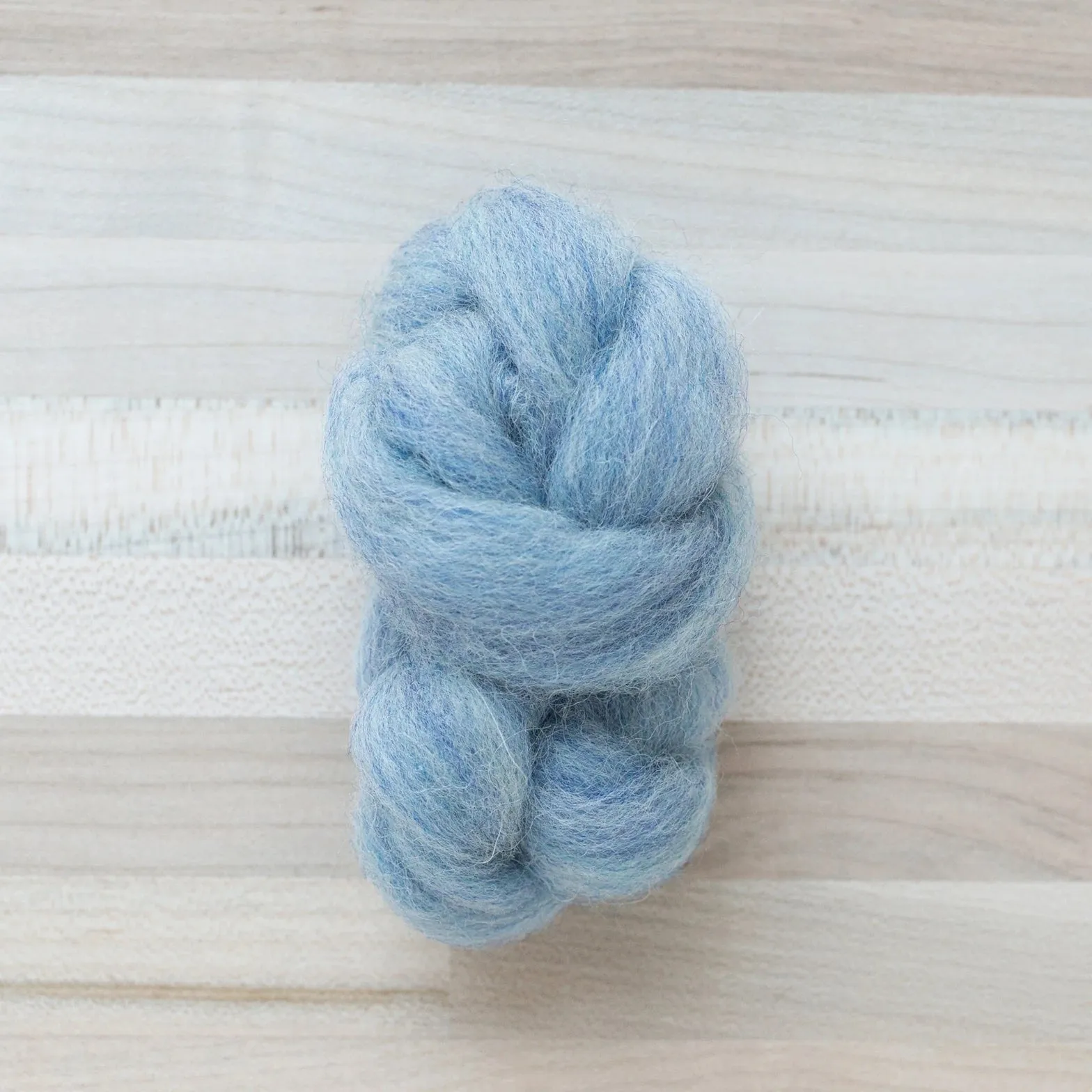 Felted Sky : Felter's Flowing Wool Roving - 1/8 oz