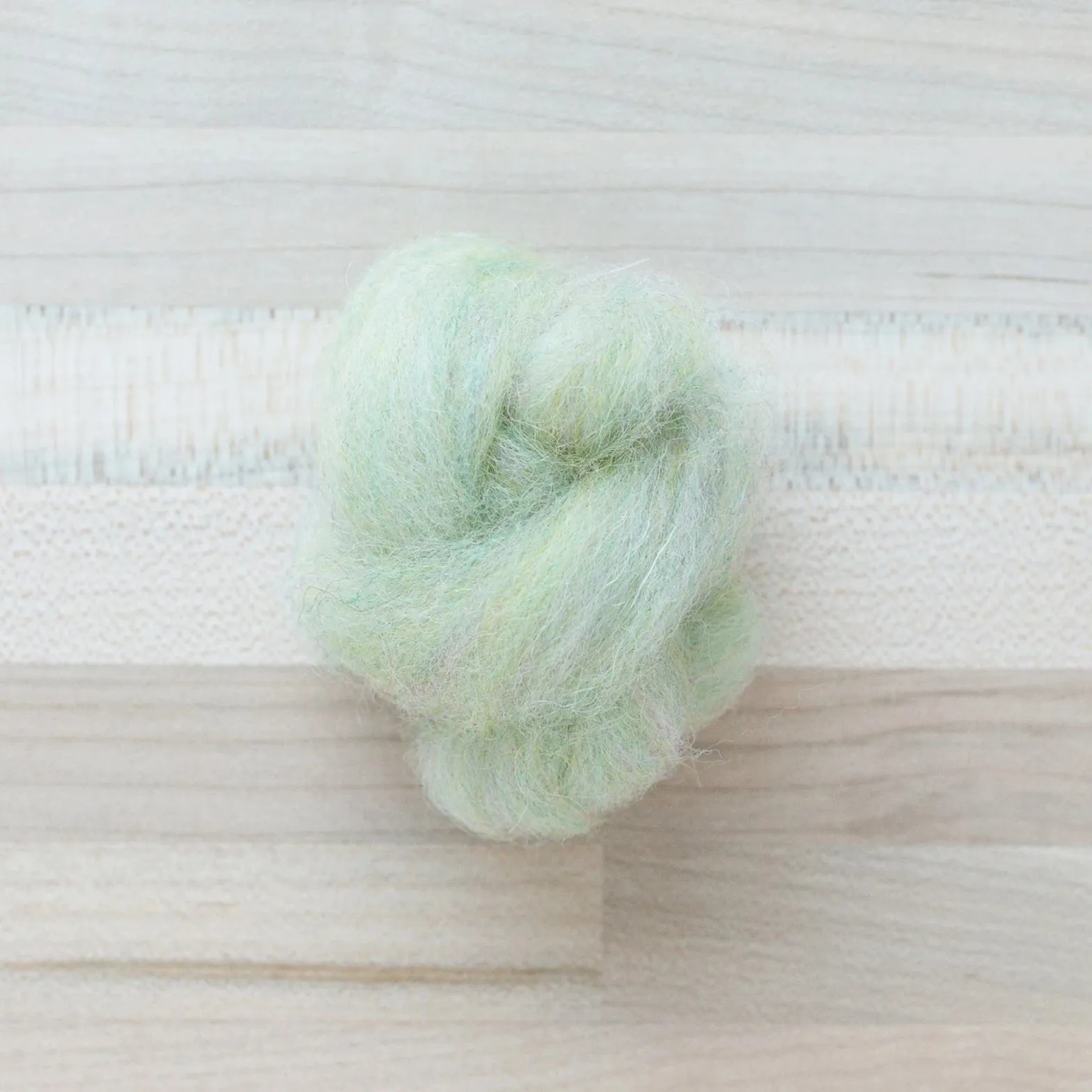 Felted Sky : Felter's Flowing Wool Roving - 1/8 oz