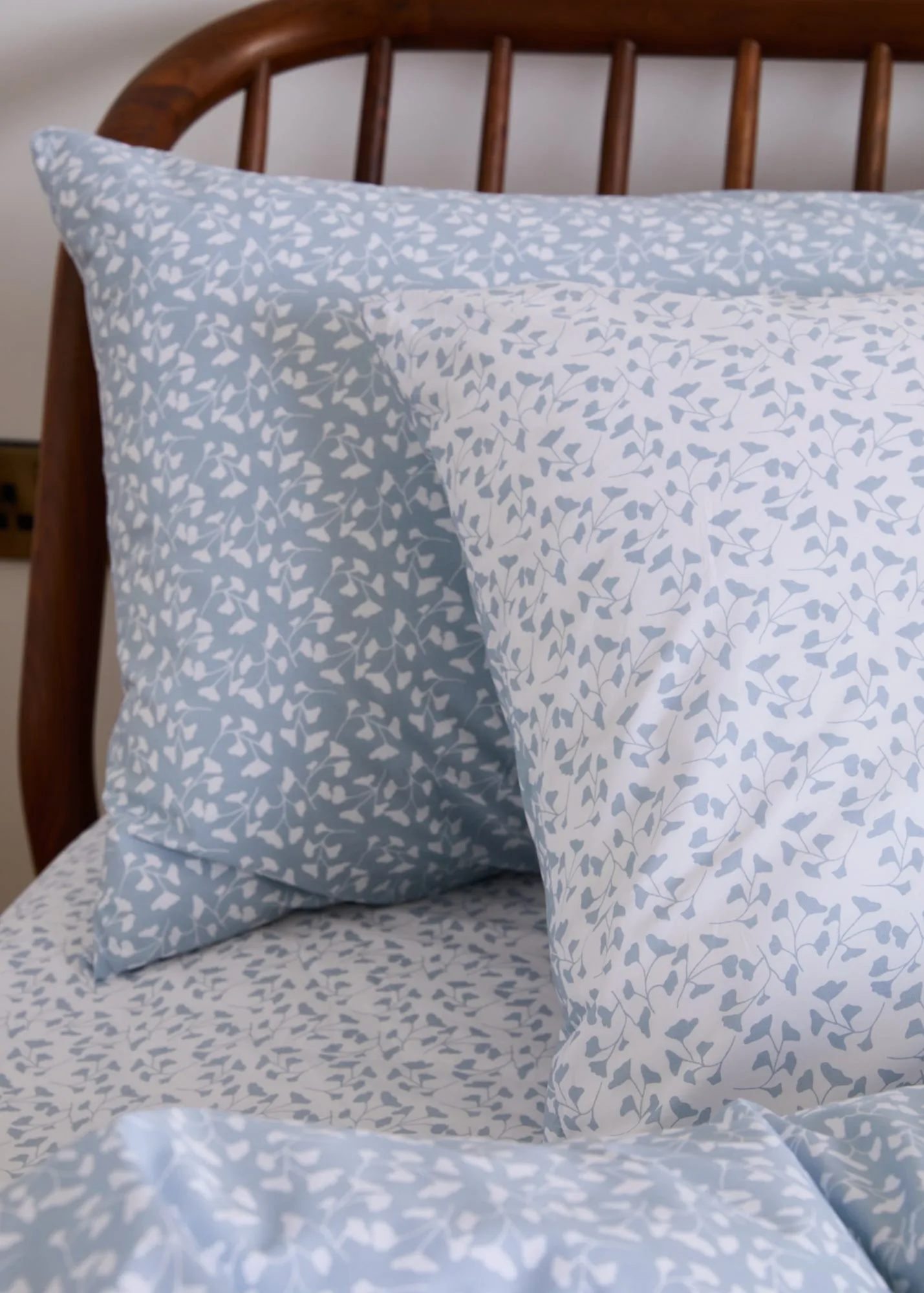 Foxford Blue Petal Pillowcase Set