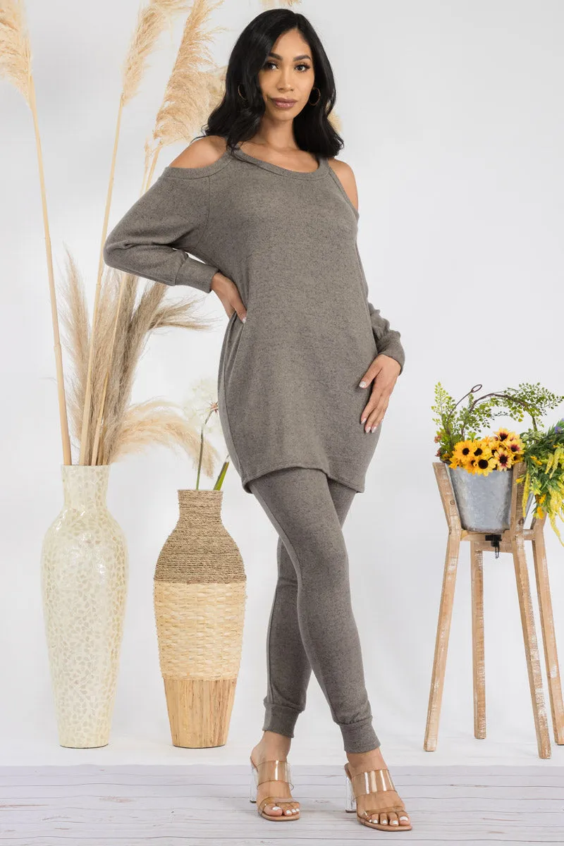 HH669R-SOLID - 2 PC TOP AND JOGGER SET