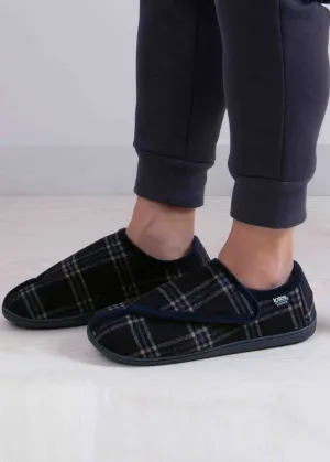 Isotoner Men's Velour Full Back Touch Fasten Slipper