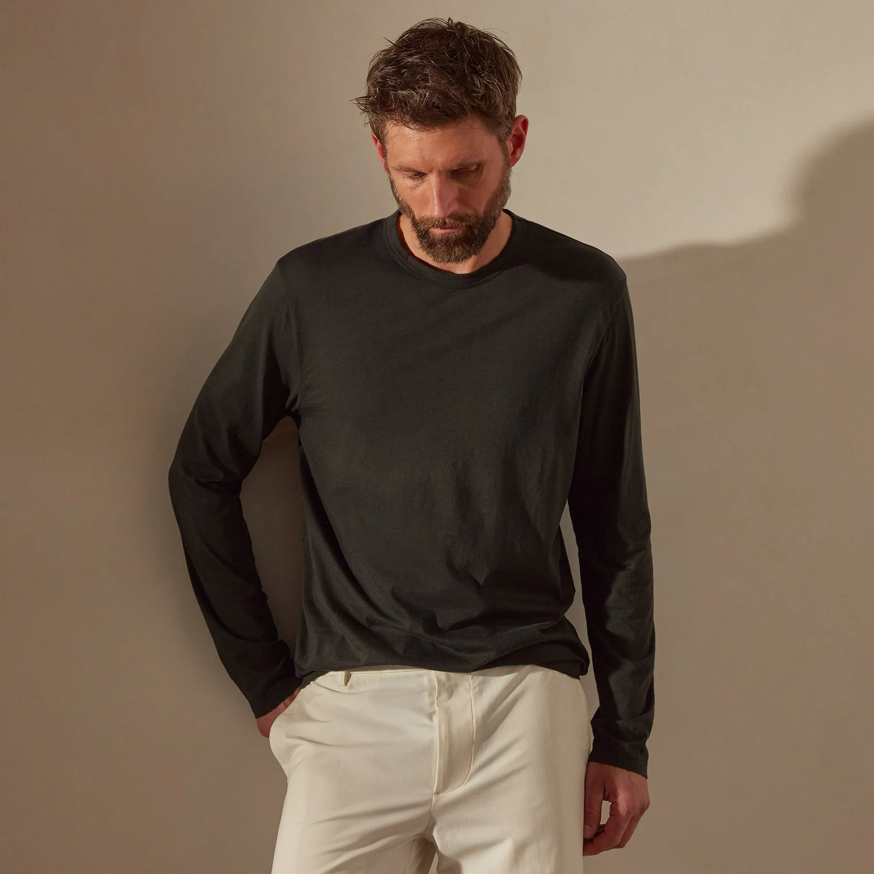 Luxe Lotus Jersey Crew - Carbon