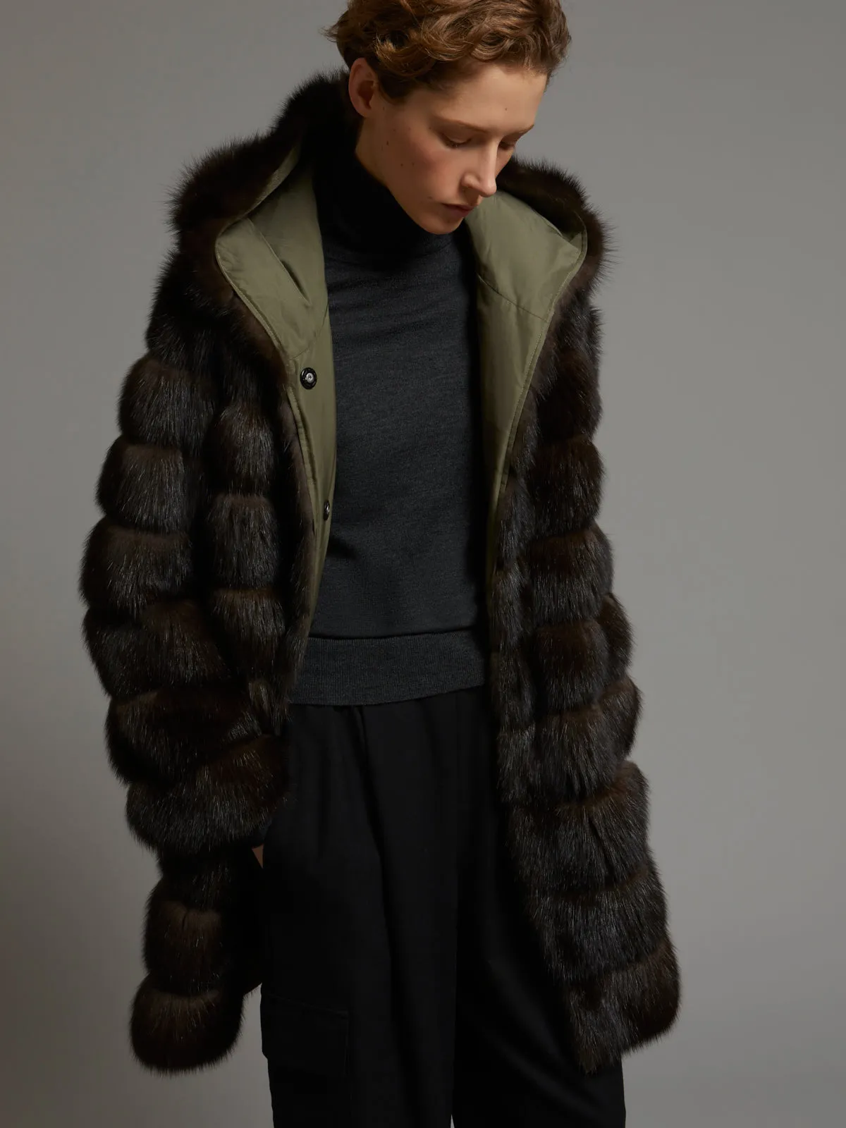 Manteau réversible à capuche en tissu technique soie et Zibeline Bargouzine