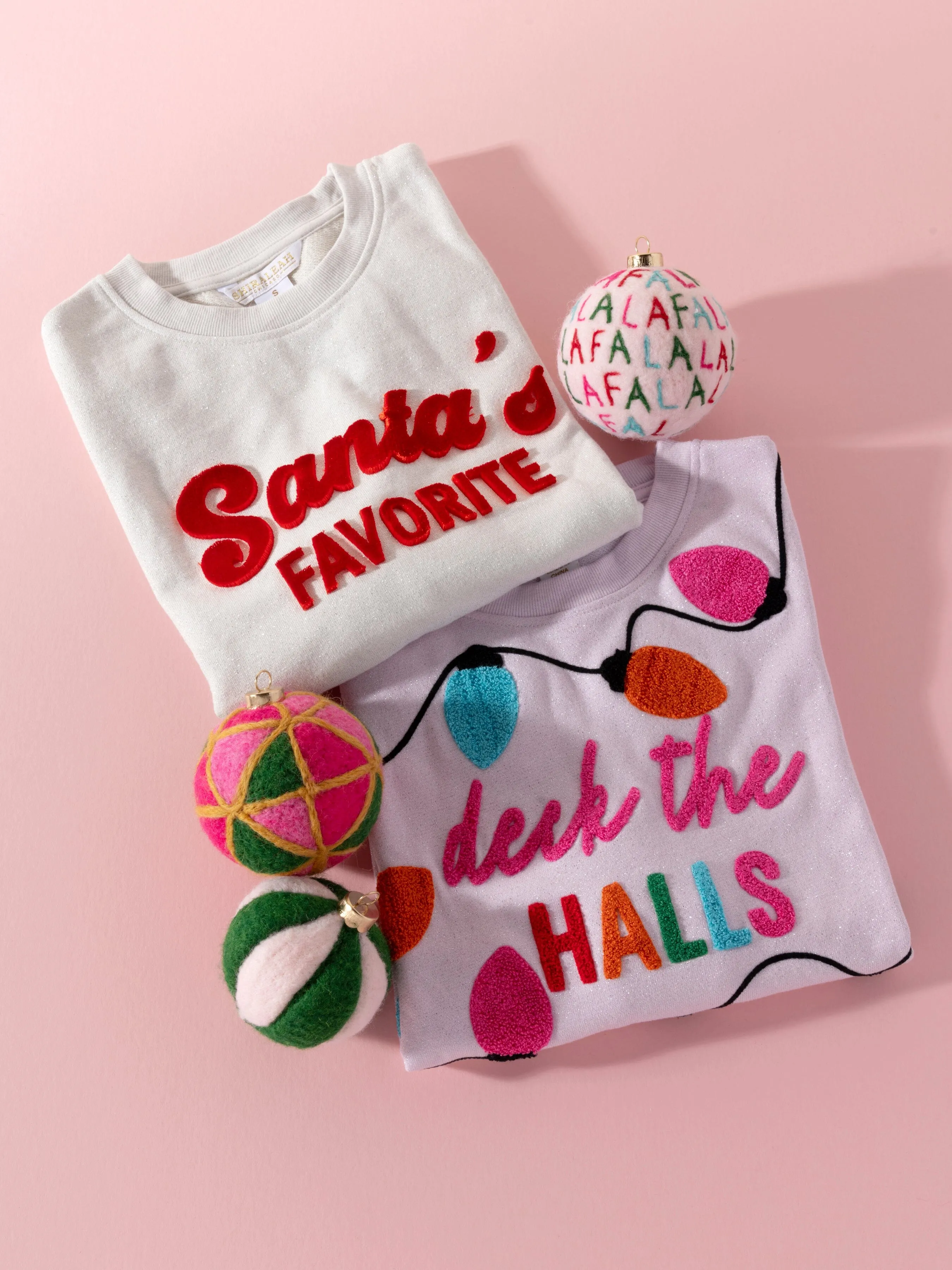 Shiraleah "Deck The Halls" Sweatshirt | Blush
