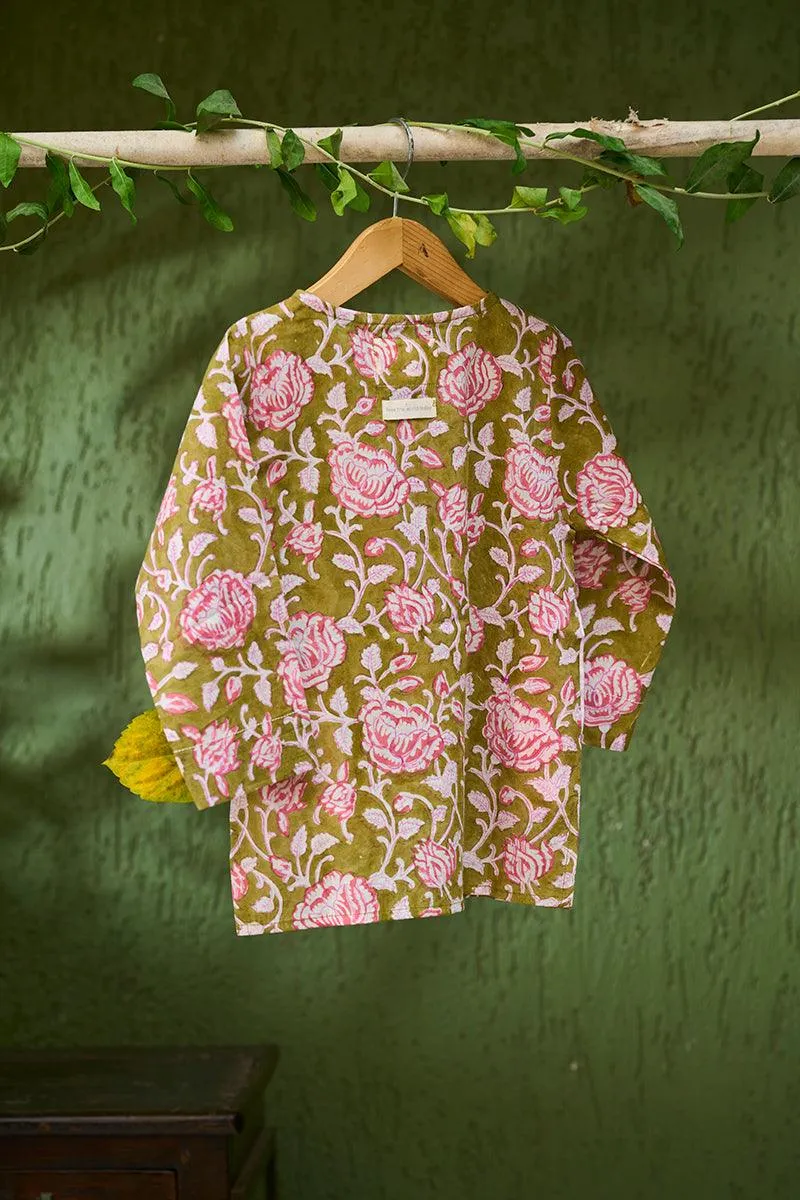 Sleepover party’ kids unisex kurta in green floral hand block print cotton malmal