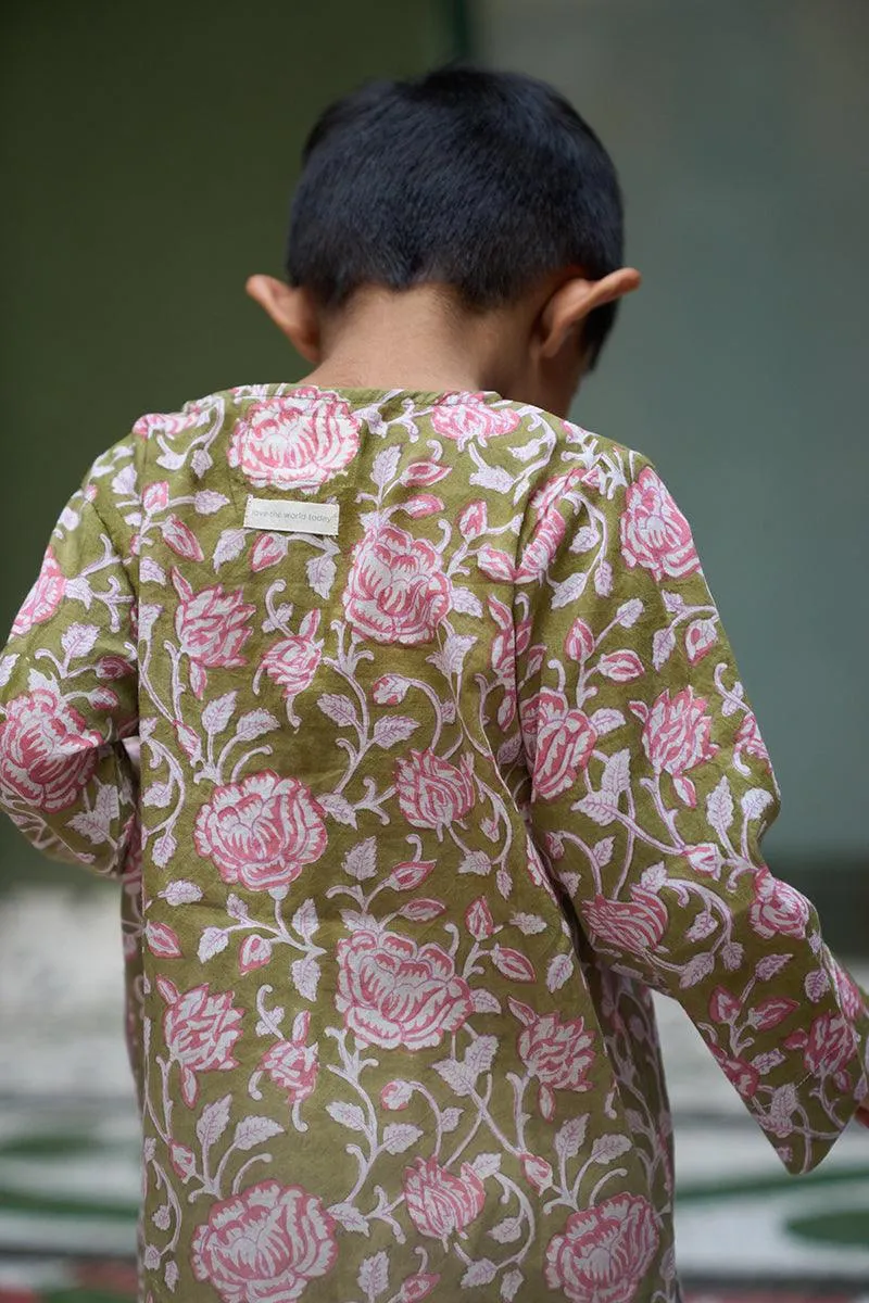 Sleepover party’ kids unisex kurta in green floral hand block print cotton malmal