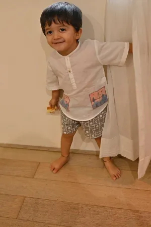 Sleepover Party’ unisex kids set with christmas windows half sleeve kurta and shorts in grey moon chase hand block print