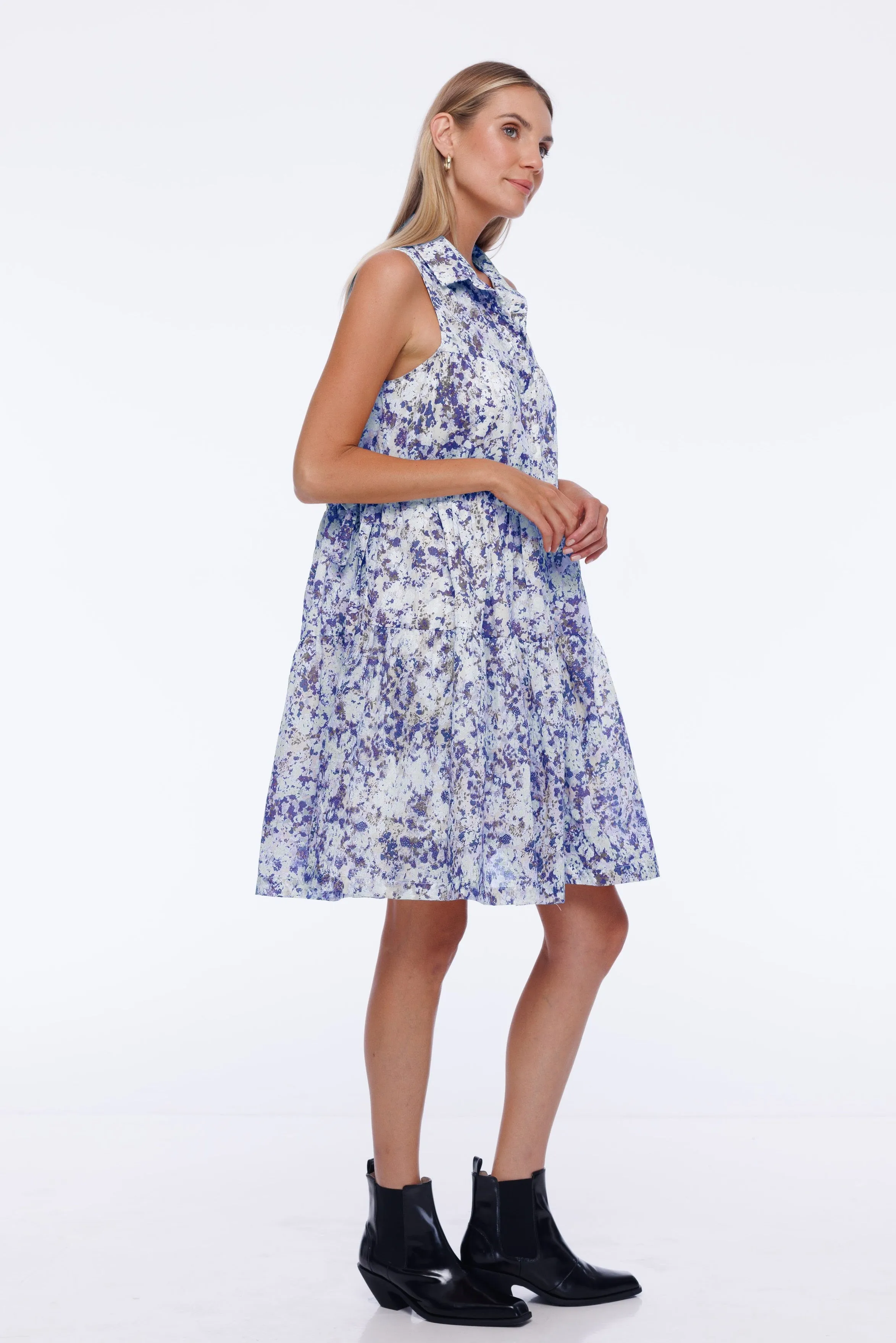 Spells of Love Mini - Exclusive Blue/White Floral