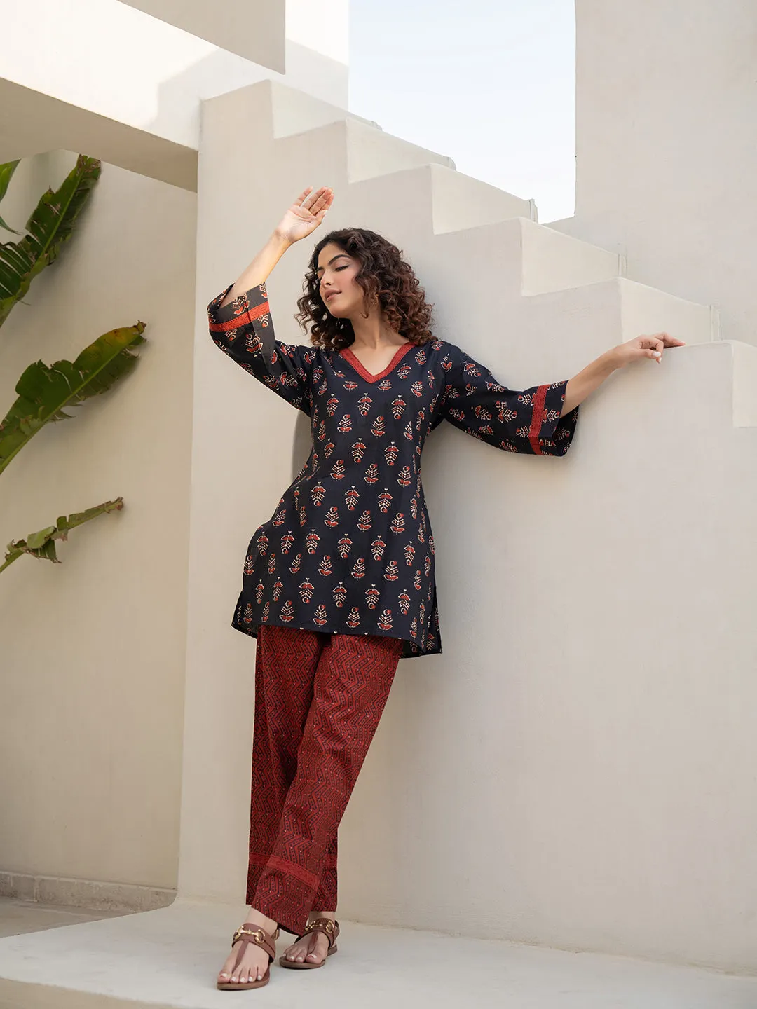 V-Neck Lace Maroon Black  Cotton Lounge Wear