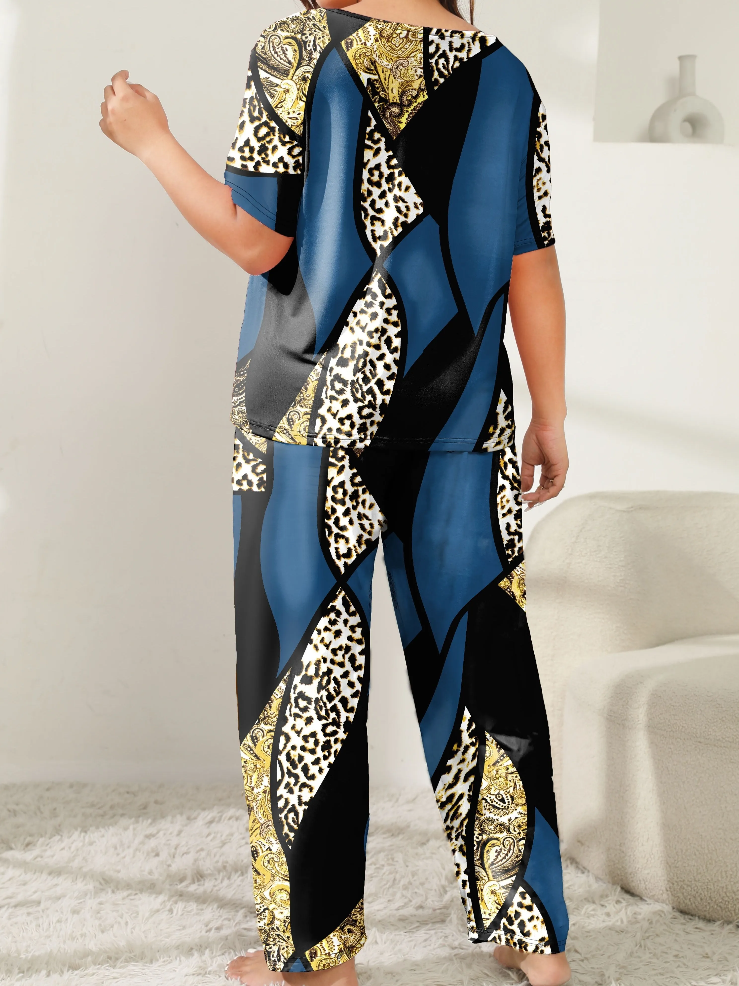 Women's Plus Leopard & Paisley Print Colorblock Loungewear Set